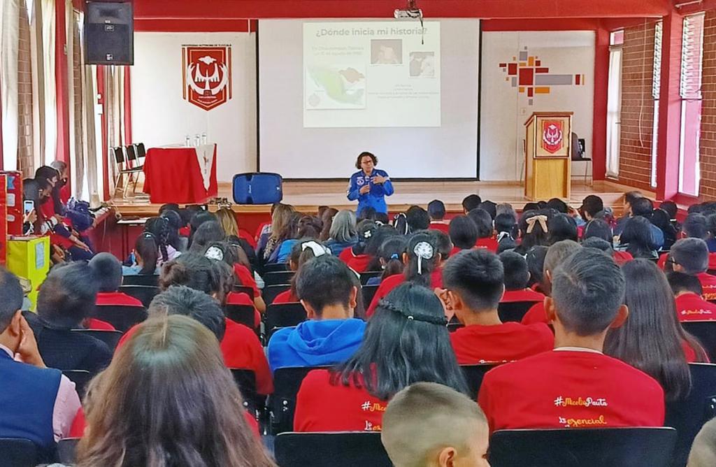 Recibió UATx feria de ciencia para infantes